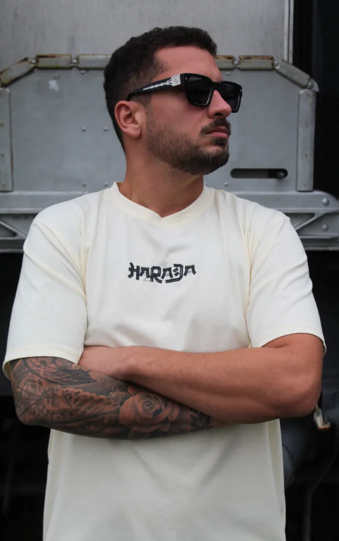 | Simplicity | Shirt - Image 4