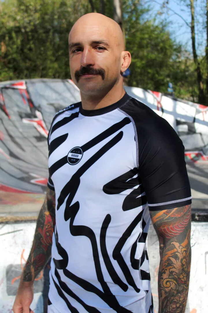 | Abstract V1 | Rashguard - Image 3